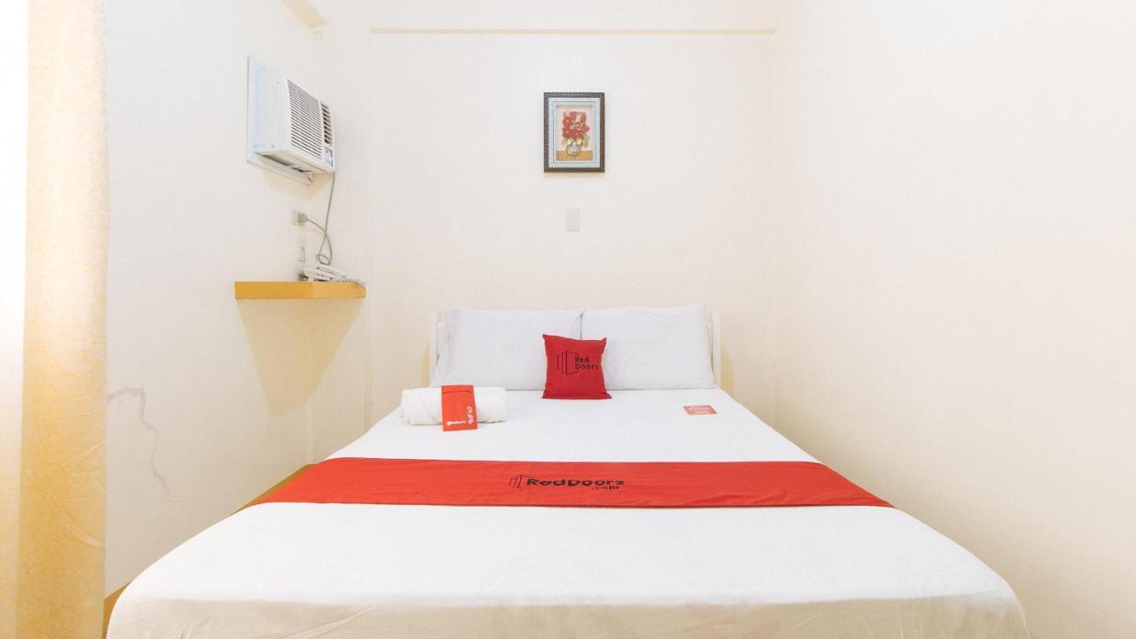 Reddoorz @ Golden Skye Hotel Guagua Extérieur photo
