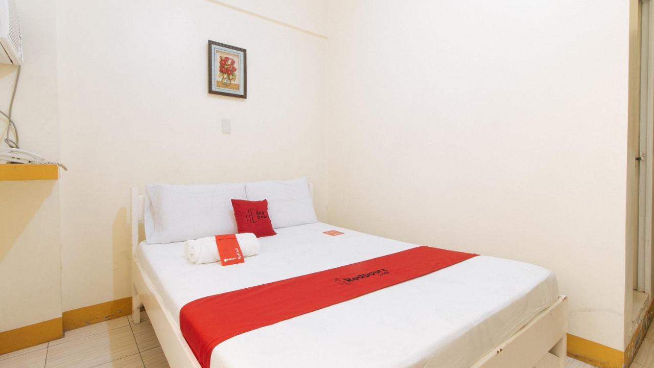 Reddoorz @ Golden Skye Hotel Guagua Extérieur photo