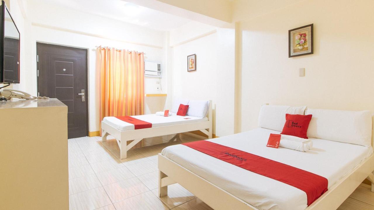 Reddoorz @ Golden Skye Hotel Guagua Extérieur photo